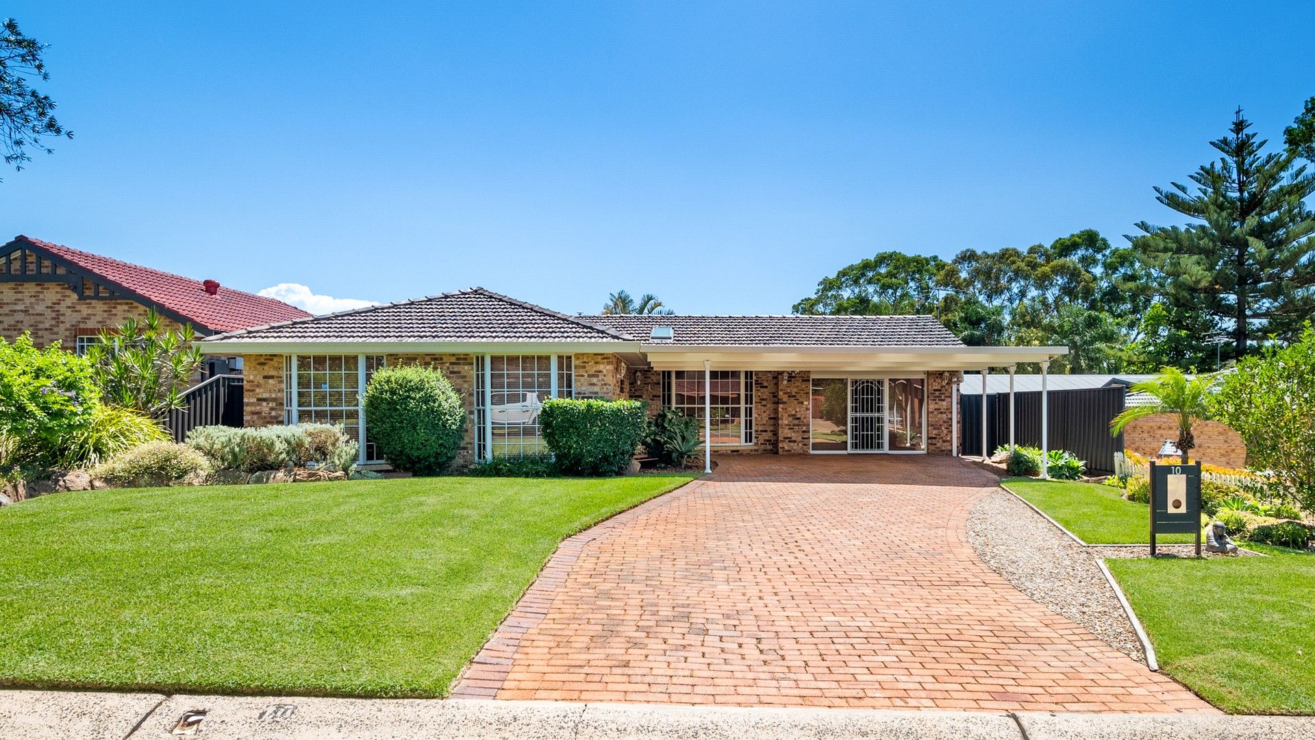 10 Mulgara Place, St Helens Park NSW 2560, Image 0