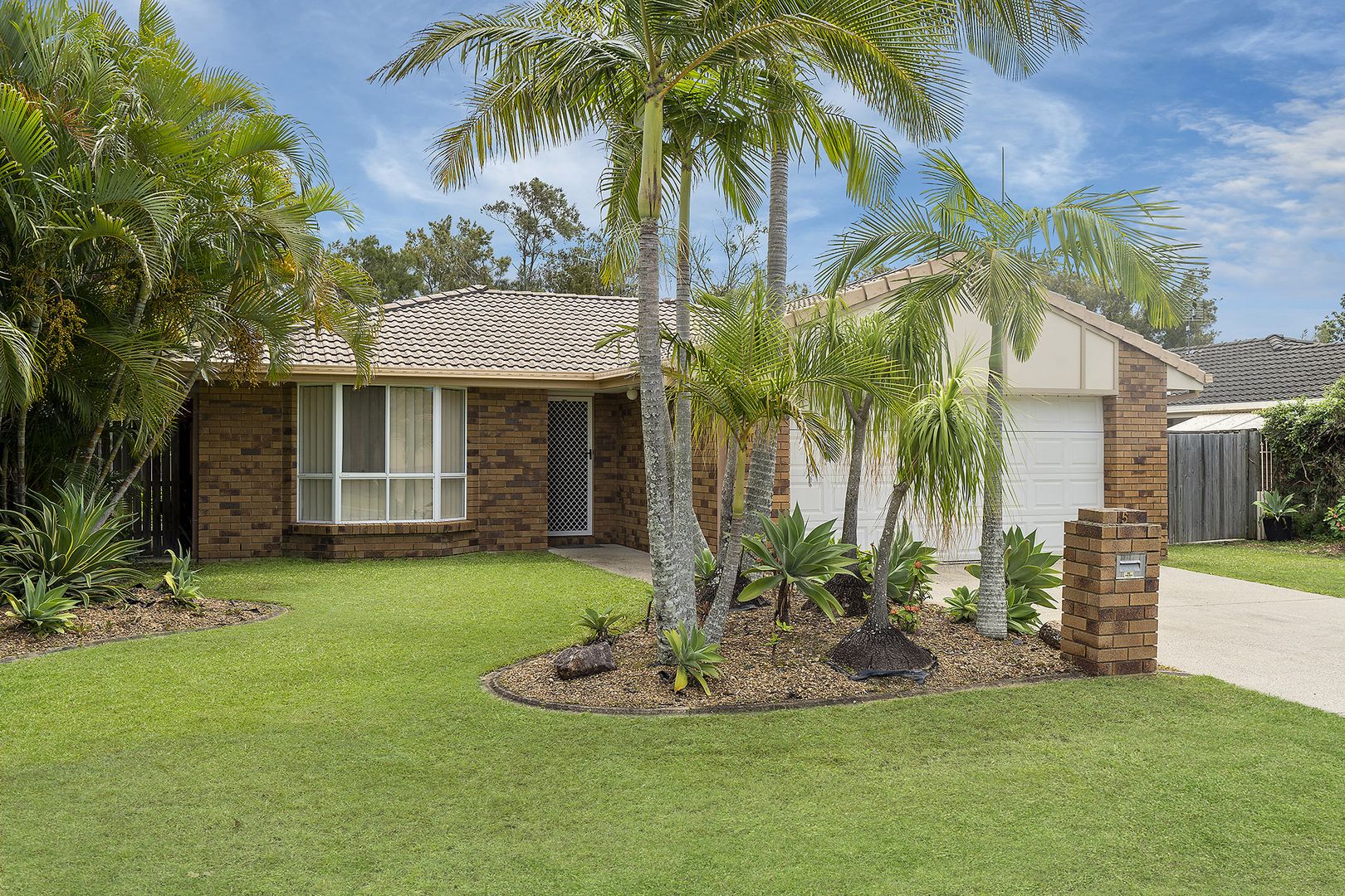 5 Susan Godfrey, Windaroo QLD 4207, Image 1