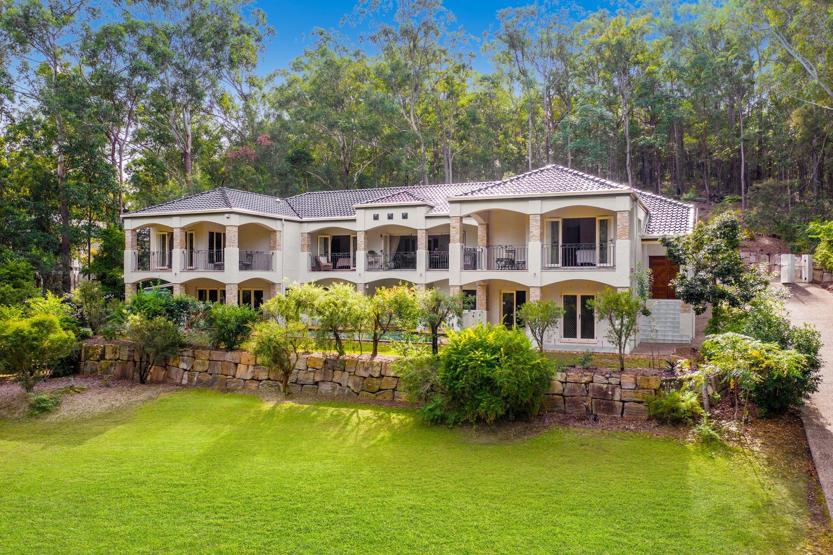 Sanctuary Drive, Mount Cotton QLD 4165 5 beds house for Sale