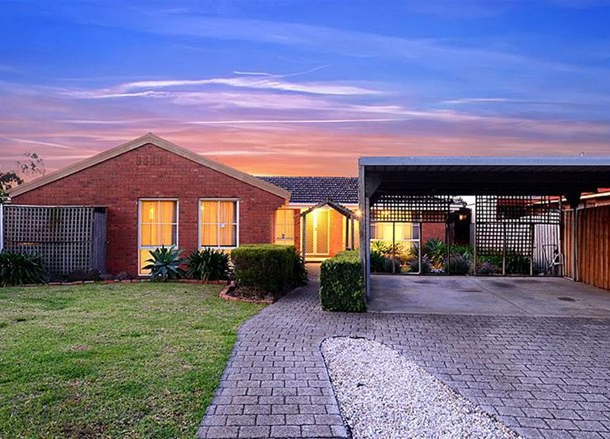 4 Coorong Court, Taylors Lakes VIC 3038