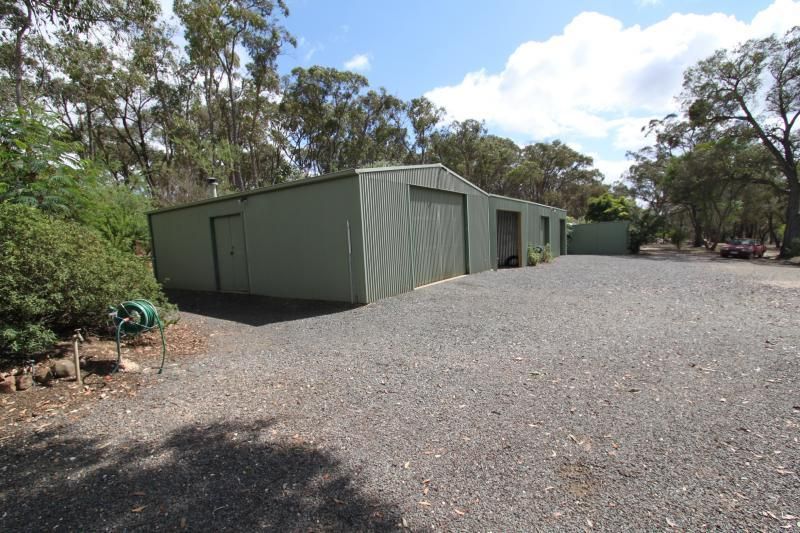 229 Ferrers Road, DEREEL VIC 3352, Image 2