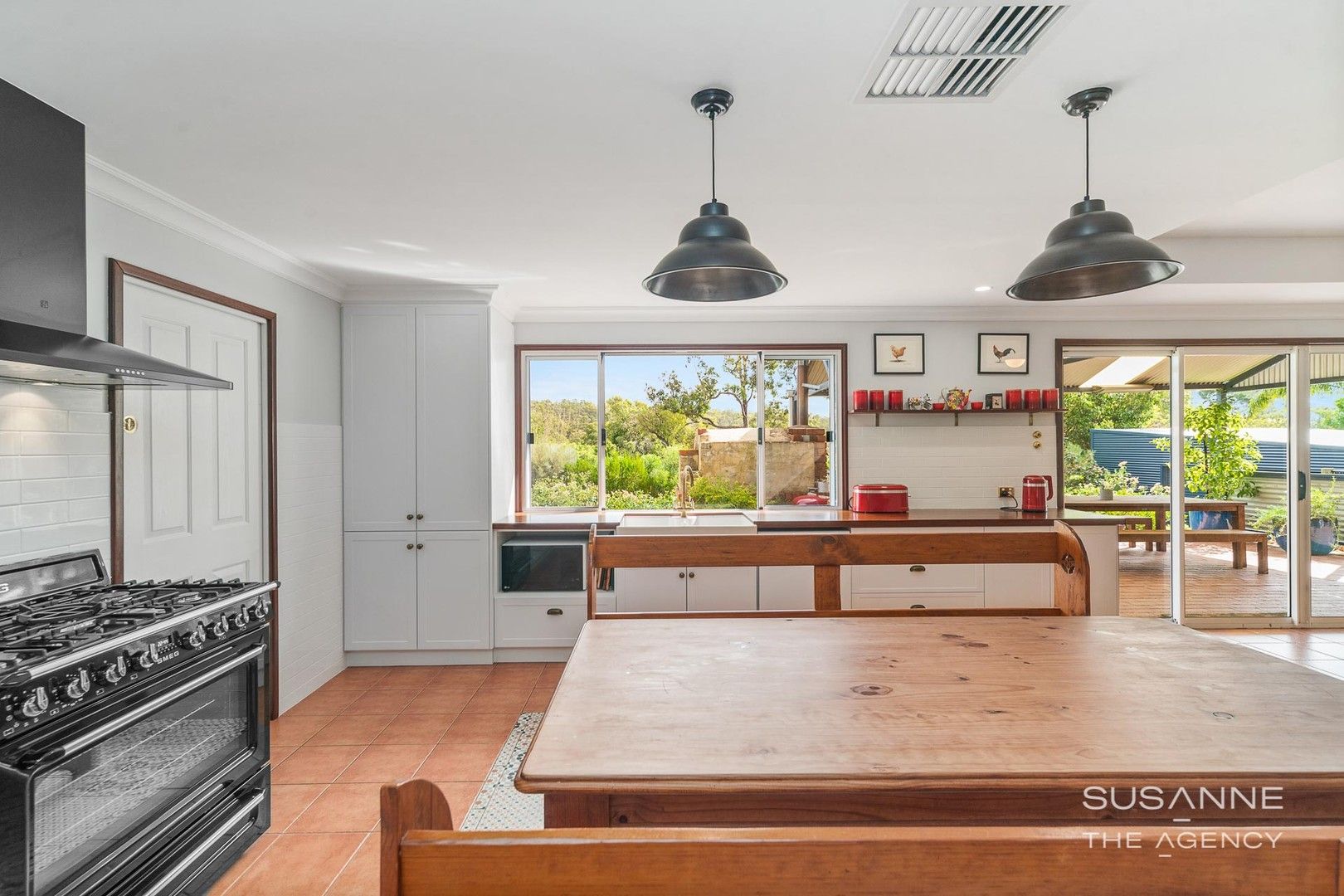 16 Bowtell Road, Lesmurdie WA 6076, Image 0