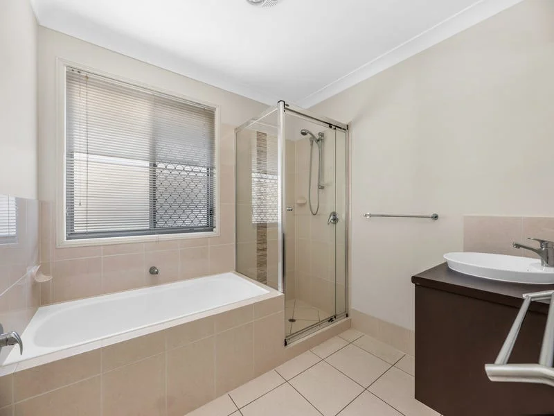Additional image 14 of 10 Rymera Crescent, Gumdale QLD 4154