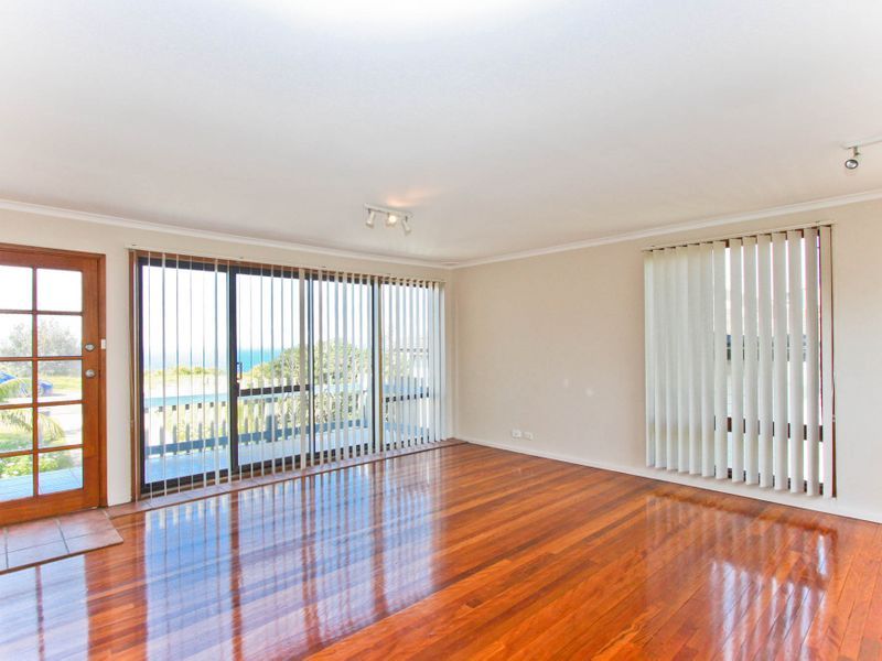 15 Ocean Street, Redhead NSW 2290, Image 1