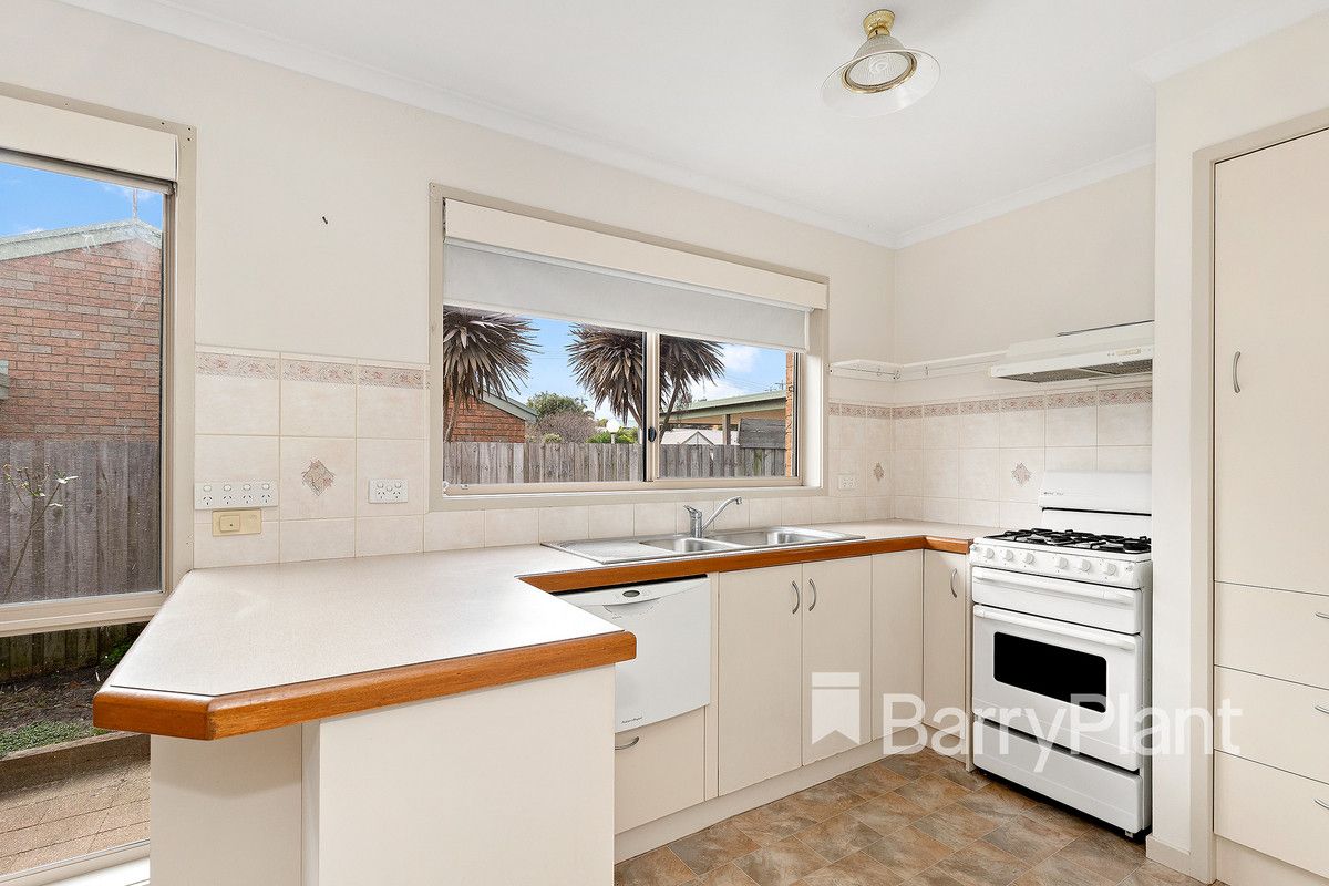 137 Third Avenue, Rosebud VIC 3939, Image 2