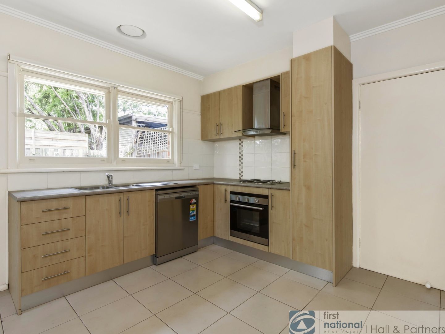 1/1 Kett Street, Nunawading VIC 3131, Image 2