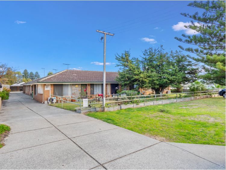 2 bedrooms Apartment / Unit / Flat in 1/35 Seaforth Road SHOALWATER WA, 6169