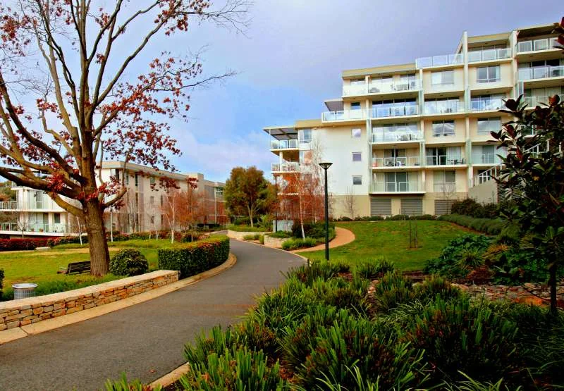 10/5 Bowen Drive, Barton ACT 2600