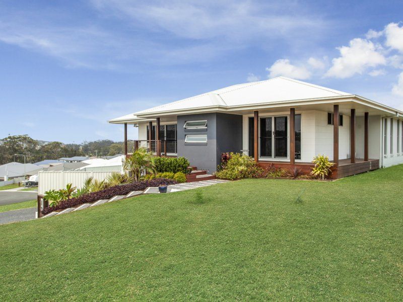 12 Greenview Drive, Hallidays Point NSW 2430, Image 1