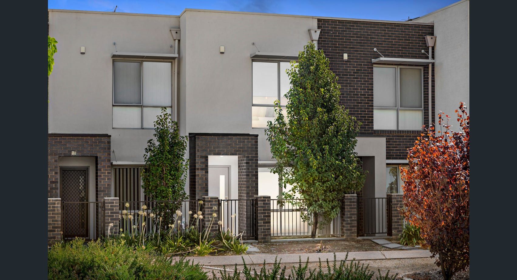 3 bedrooms Townhouse in 17 Thornes Lane BROMPTON SA, 5007