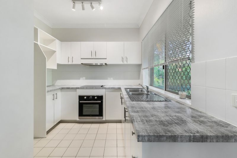 17/15 Whitmore Street, Taringa QLD 4068, Image 2