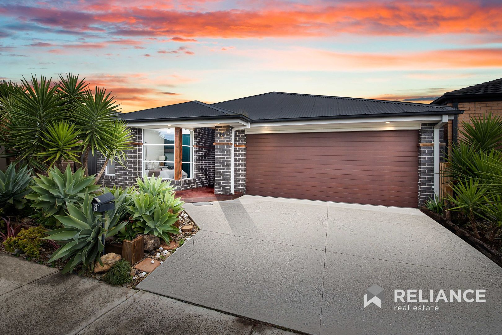 8 Rona Road, Point Cook VIC 3030, Image 1