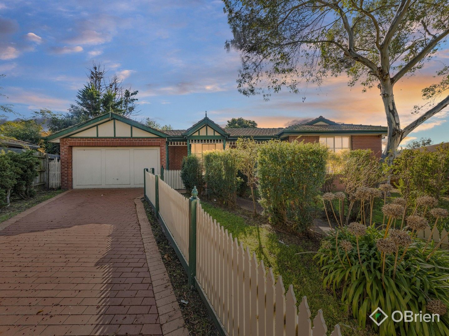 3 bedrooms House in 3 Neagle Mews BERWICK VIC, 3806