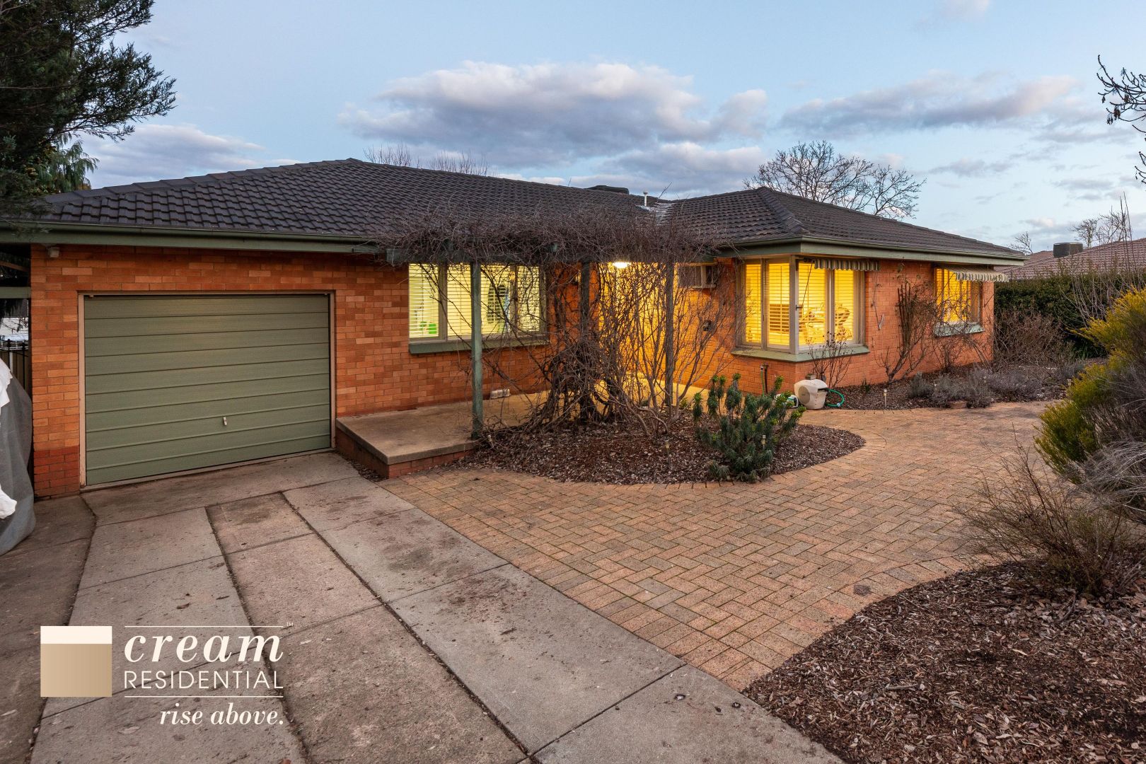 11 Sabine Close, Garran ACT 2605, Image 2