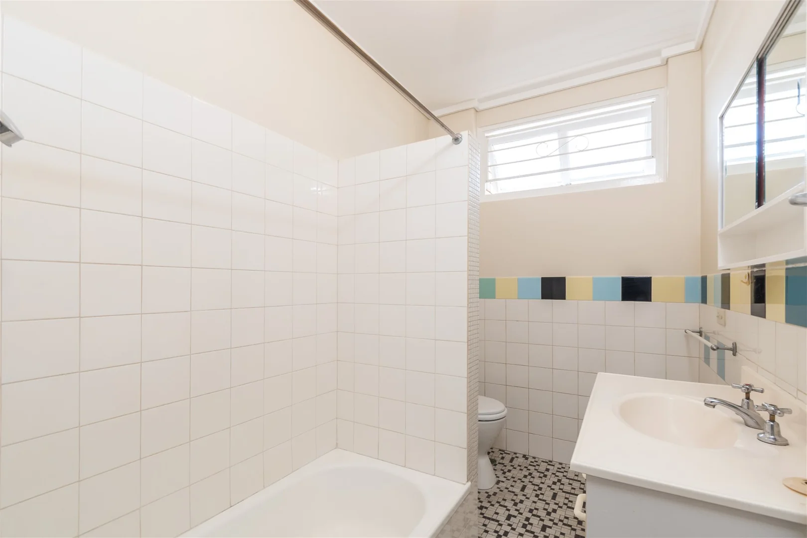 Additional image 5 of 4/49 Rialto Street, Coorparoo QLD 4151