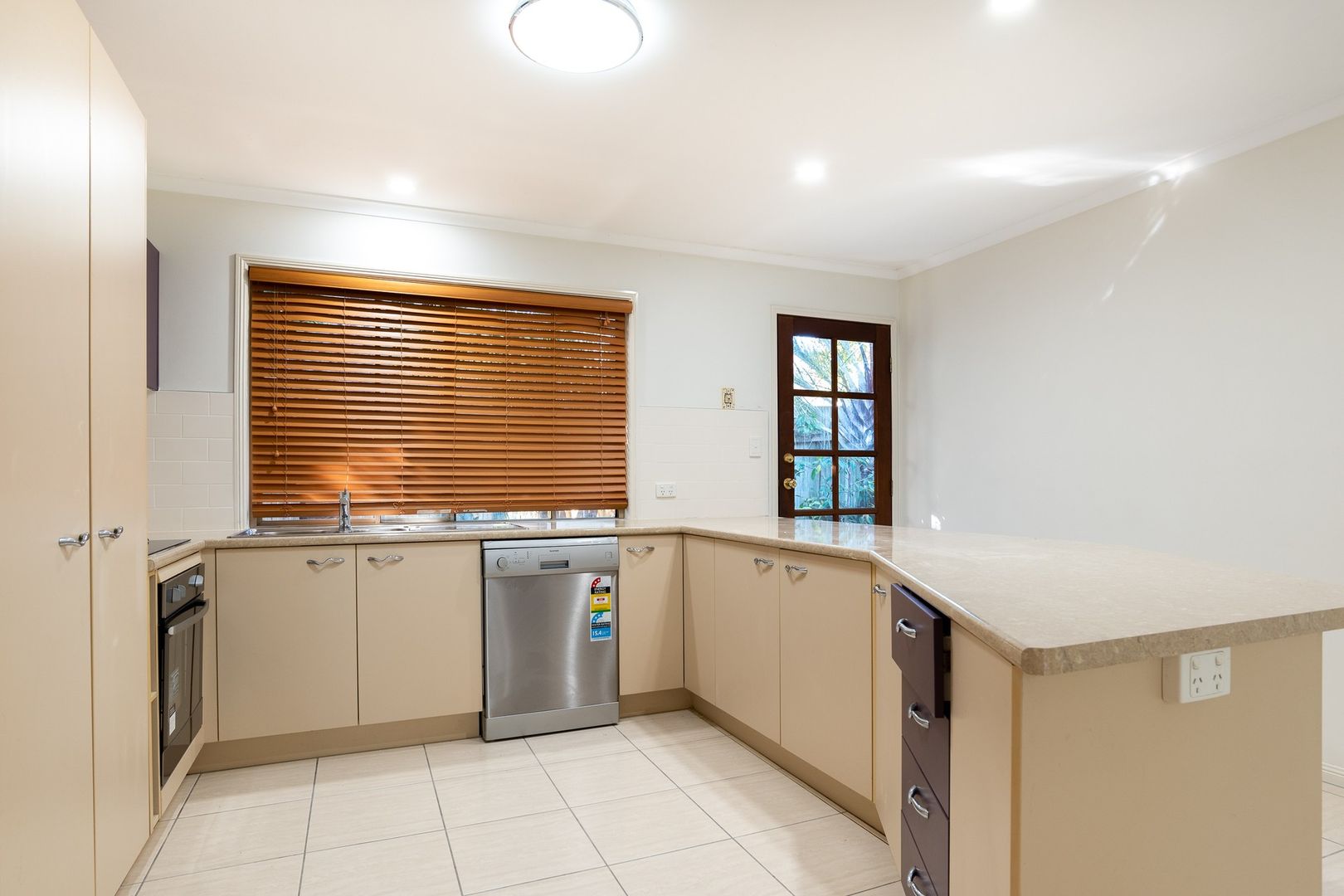 8 Emperor Avenue, Maroochydore QLD 4558, Image 2