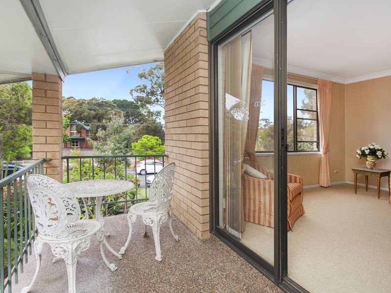 2/207 Willarong Rd, CARINGBAH SOUTH NSW 2229, Image 2