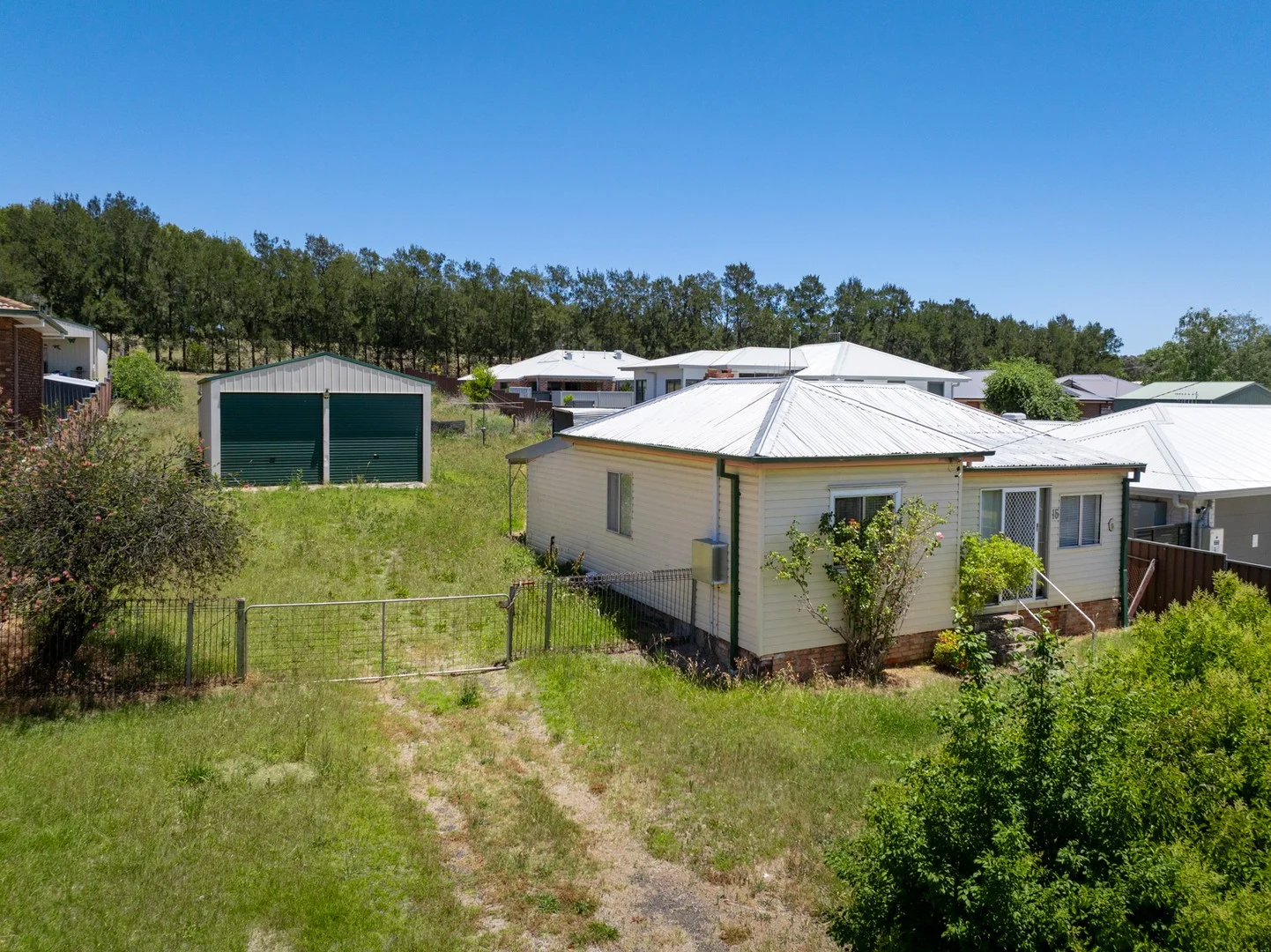 15 Griffin Street, Bathurst NSW 2795