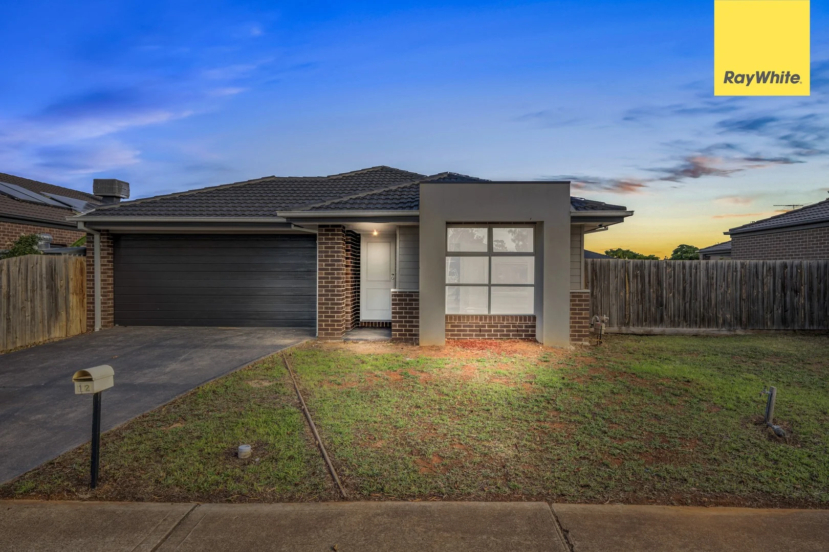 12 Turf Club Boulevard, Melton South VIC 3338