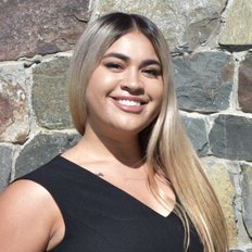 Kiana Isaako, Sales representative