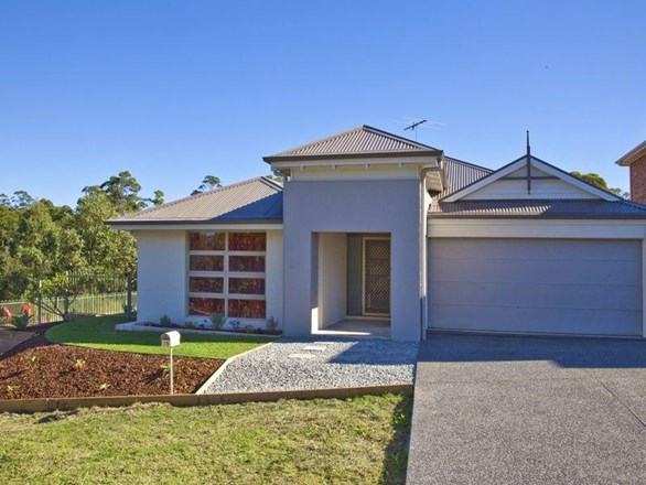 19 Canada Crescent, Cameron Park NSW 2285