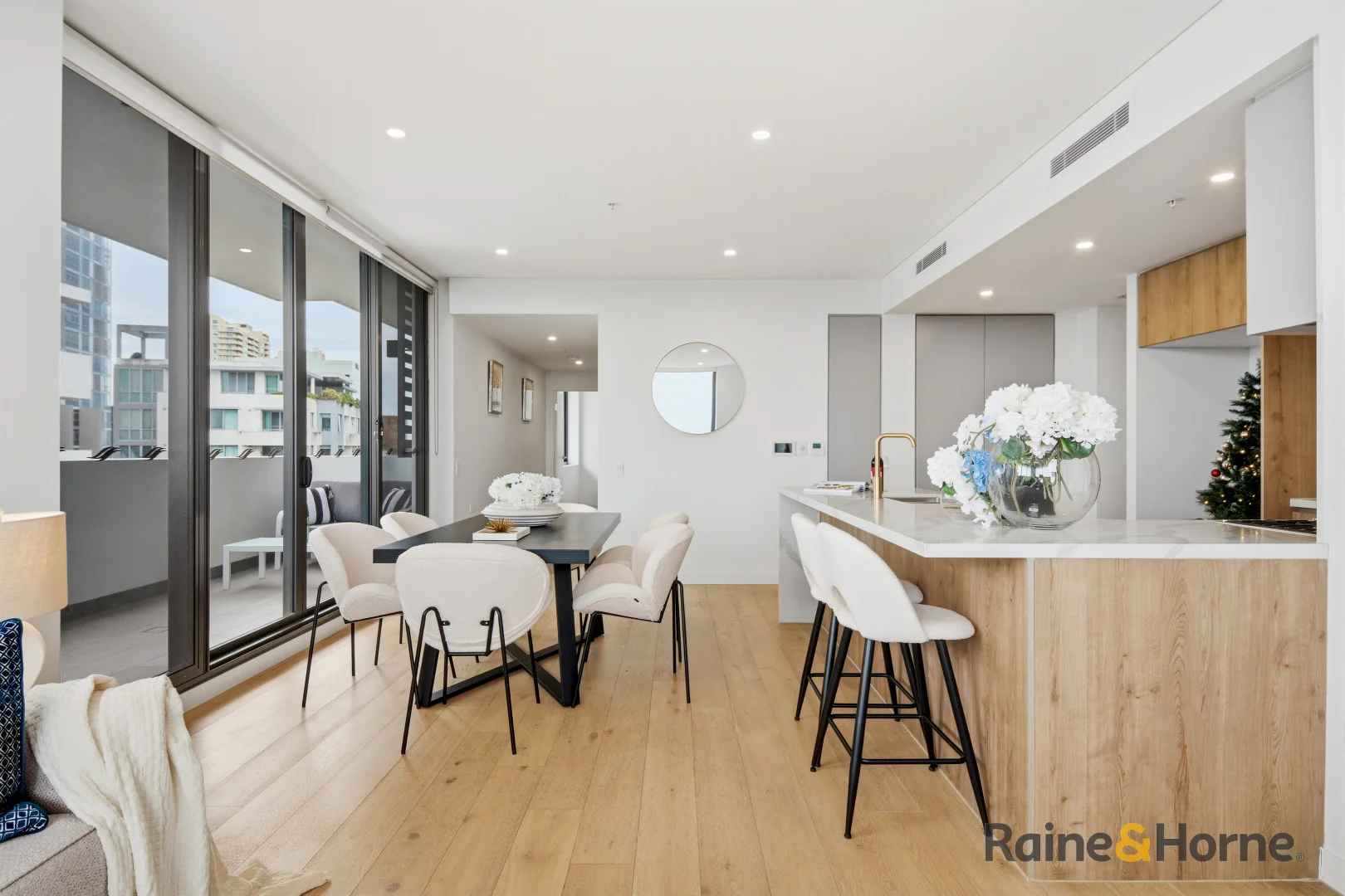 Additional image 9 of 602/1 Freeman Road, Chatswood NSW 2067