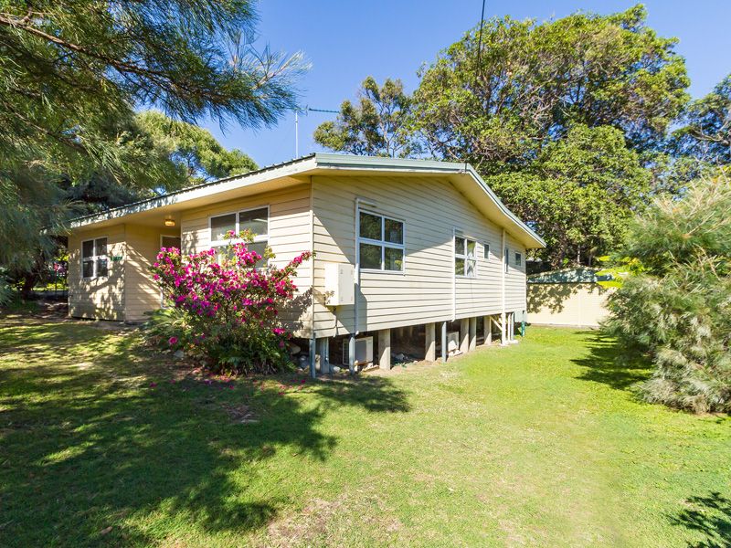 89 Mooloomba Road, Point Lookout QLD 4183, Image 1