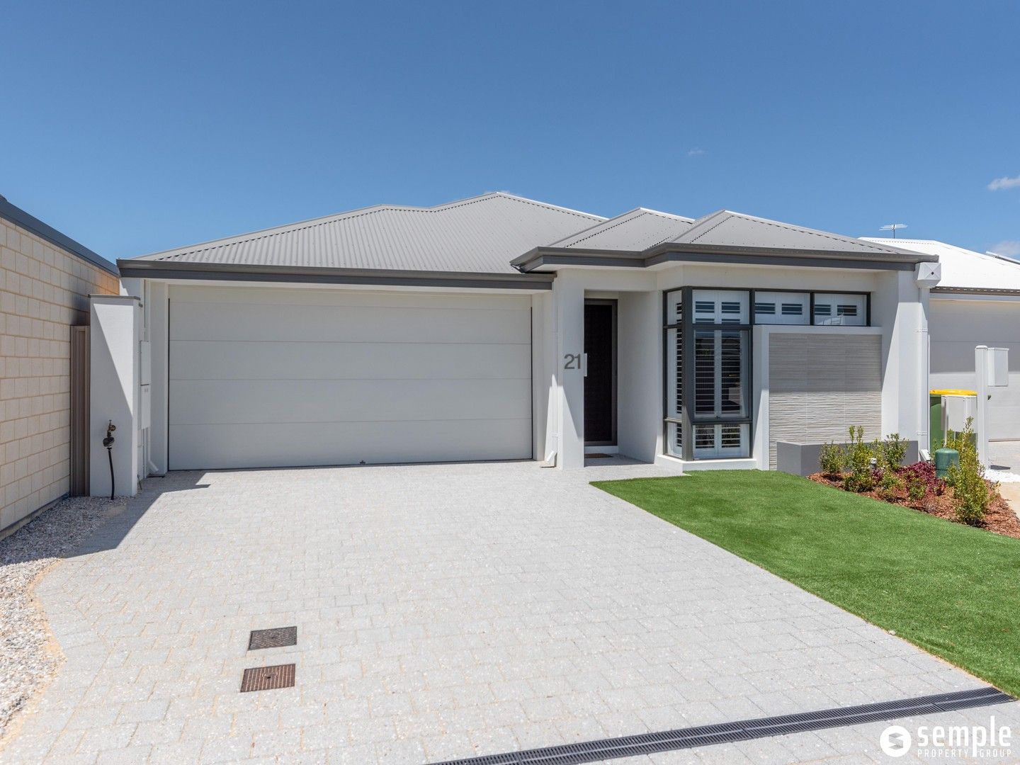 3 bedrooms House in 21 Capello Lane HAMMOND PARK WA, 6164