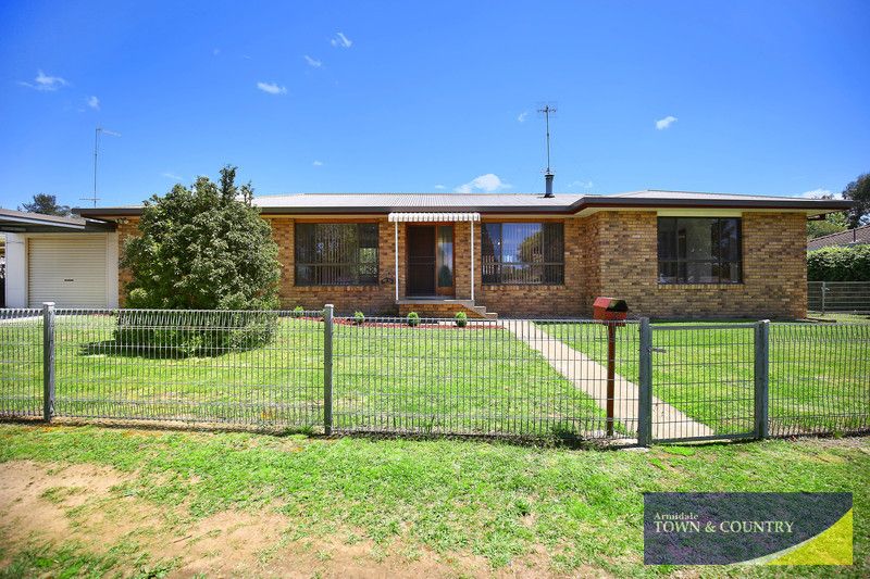 3 Howard Place, Armidale NSW 2350, Image 0