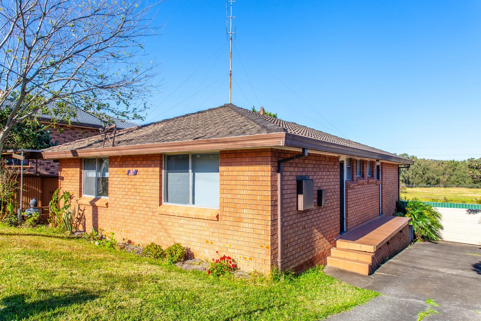 2/69 O'Donnell Drive, Figtree NSW 2525