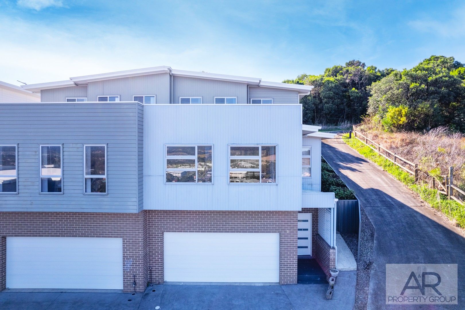 3 bedrooms Townhouse in 4/19 Lyrebird Close BLACKBUTT NSW, 2529