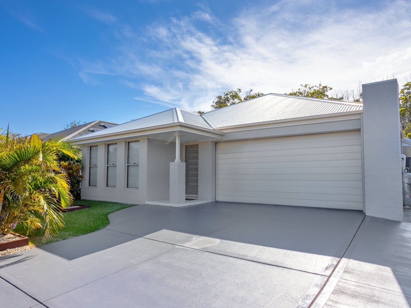 4 Threadfin Court, Old Bar NSW 2430, Image 1