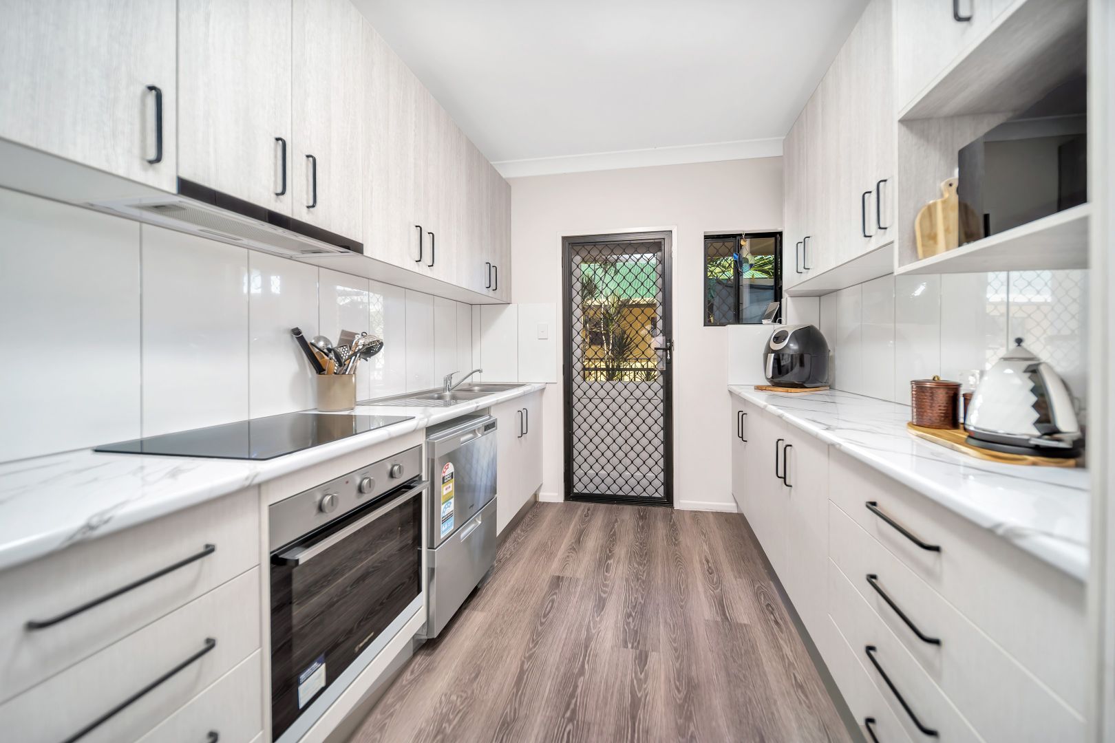 12/3-9 Stratford Parade, Stratford QLD 4870, Image 2