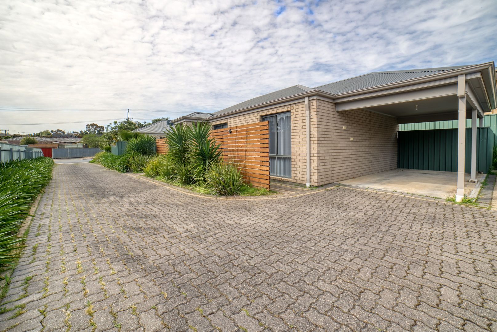 2/4 Sedunary Road, Morphett Vale SA 5162, Image 2