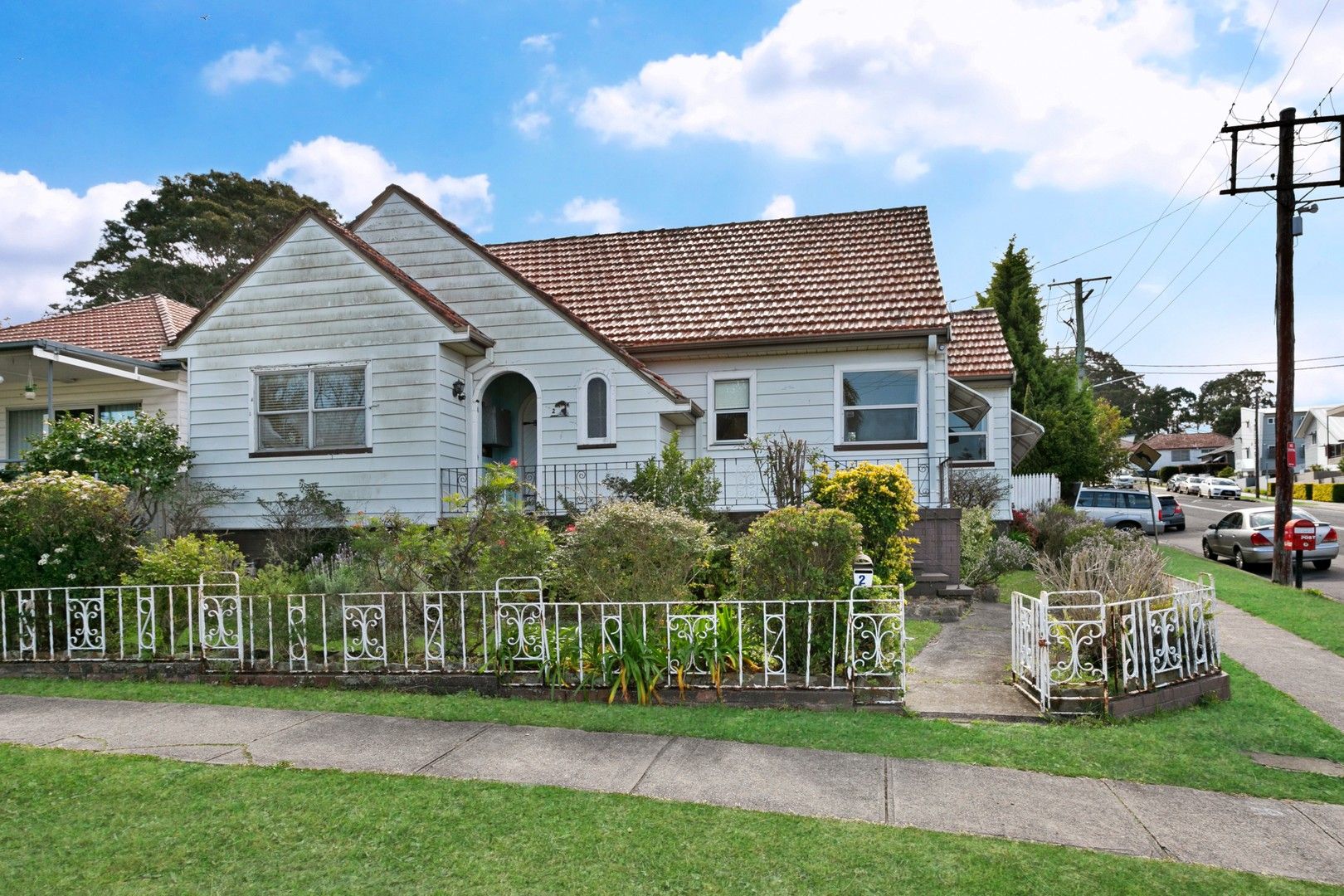 5 bedrooms House in 2 Wilkinson Avenue BIRMINGHAM GARDENS NSW, 2287