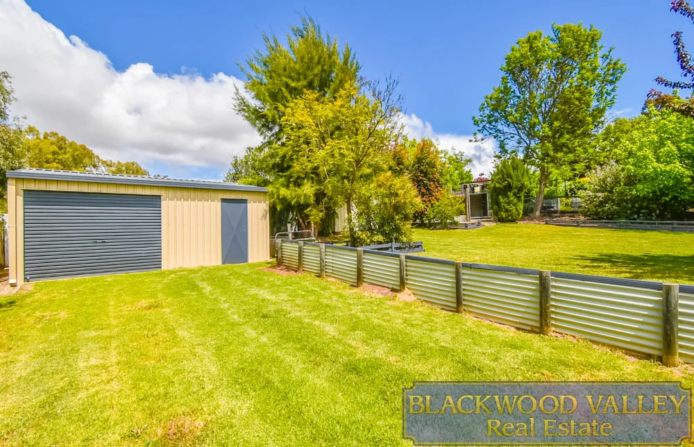 8 Nix Street, Boyup Brook WA 6244 | Domain