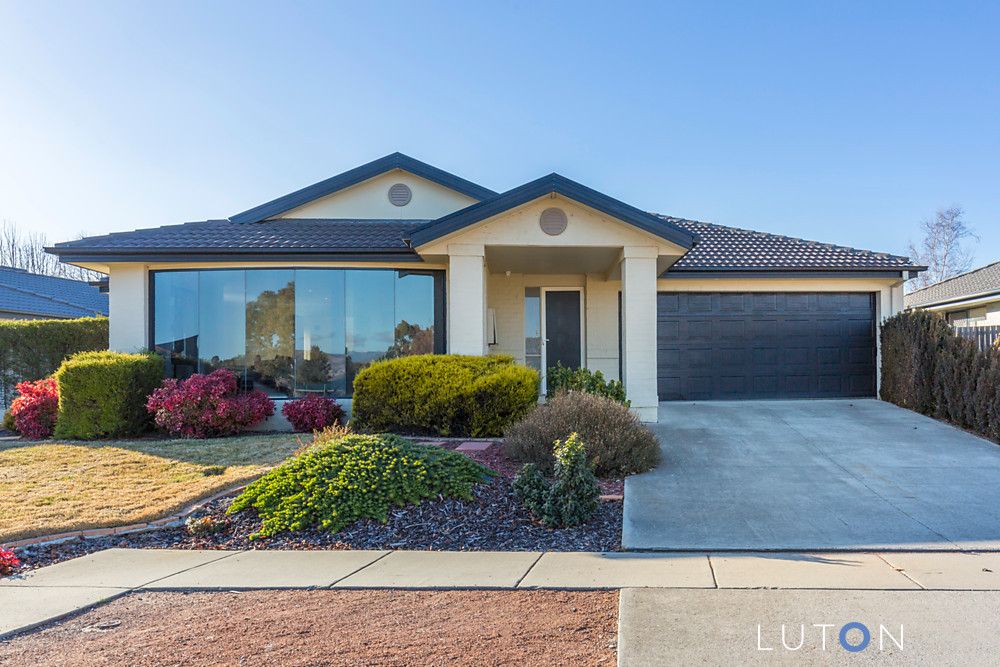 18 McGilvray Close, Gordon ACT 2906, Image 0