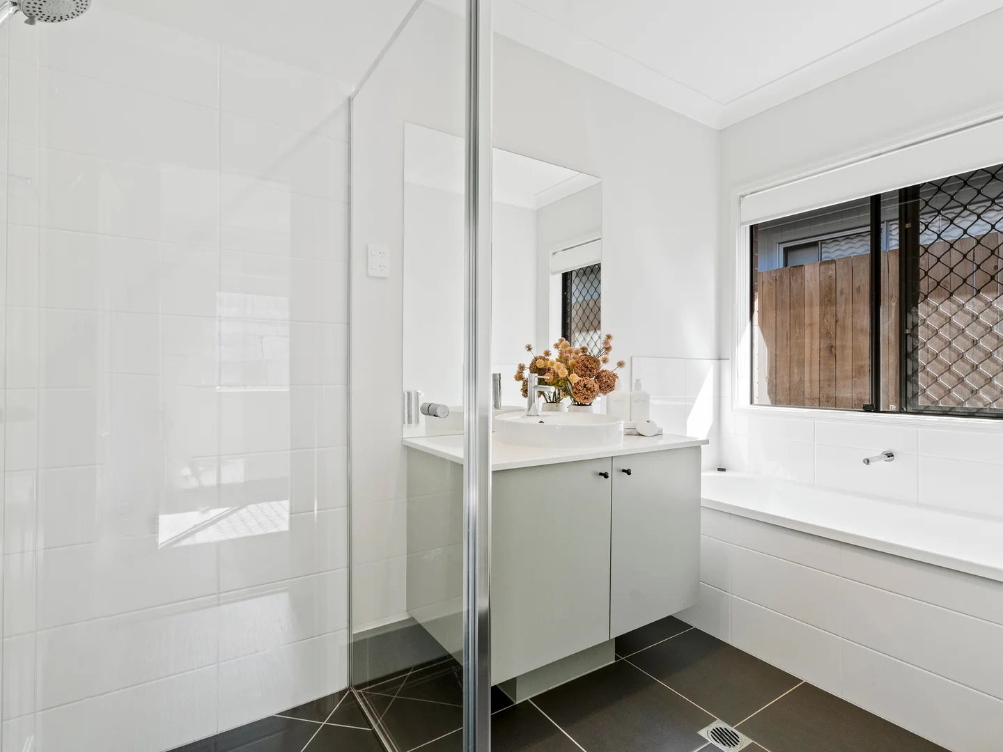 Additional image 11 of 43 Mortimer Dr, Flagstone QLD 4280