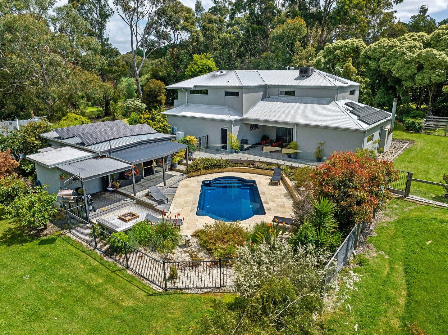 5 bedrooms House in 19 Wellington Road TYABB VIC, 3913