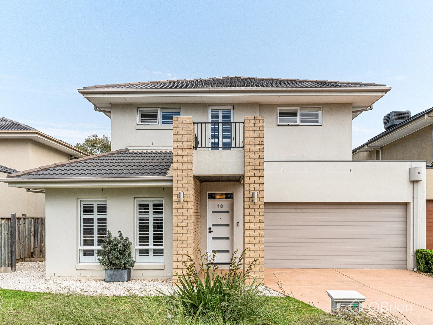 10/2 Barton Drive, Sandhurst VIC 3977, Image 0