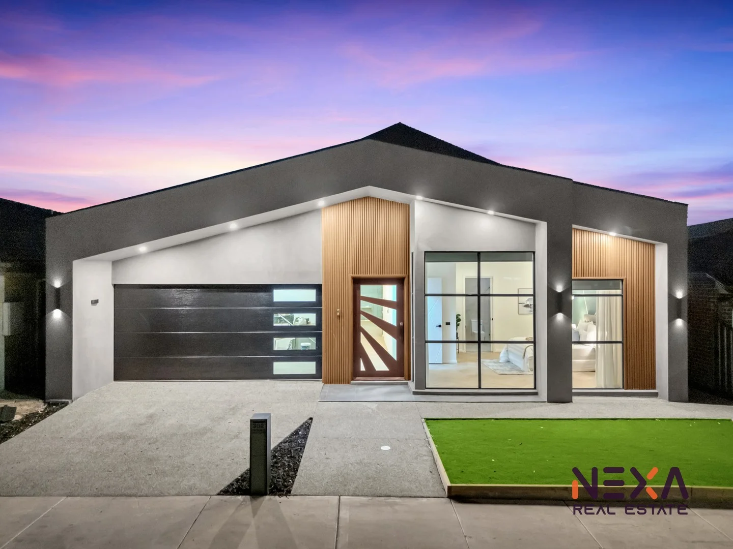 Primary image of 302 DWYER STREET, Kalkallo VIC 3064