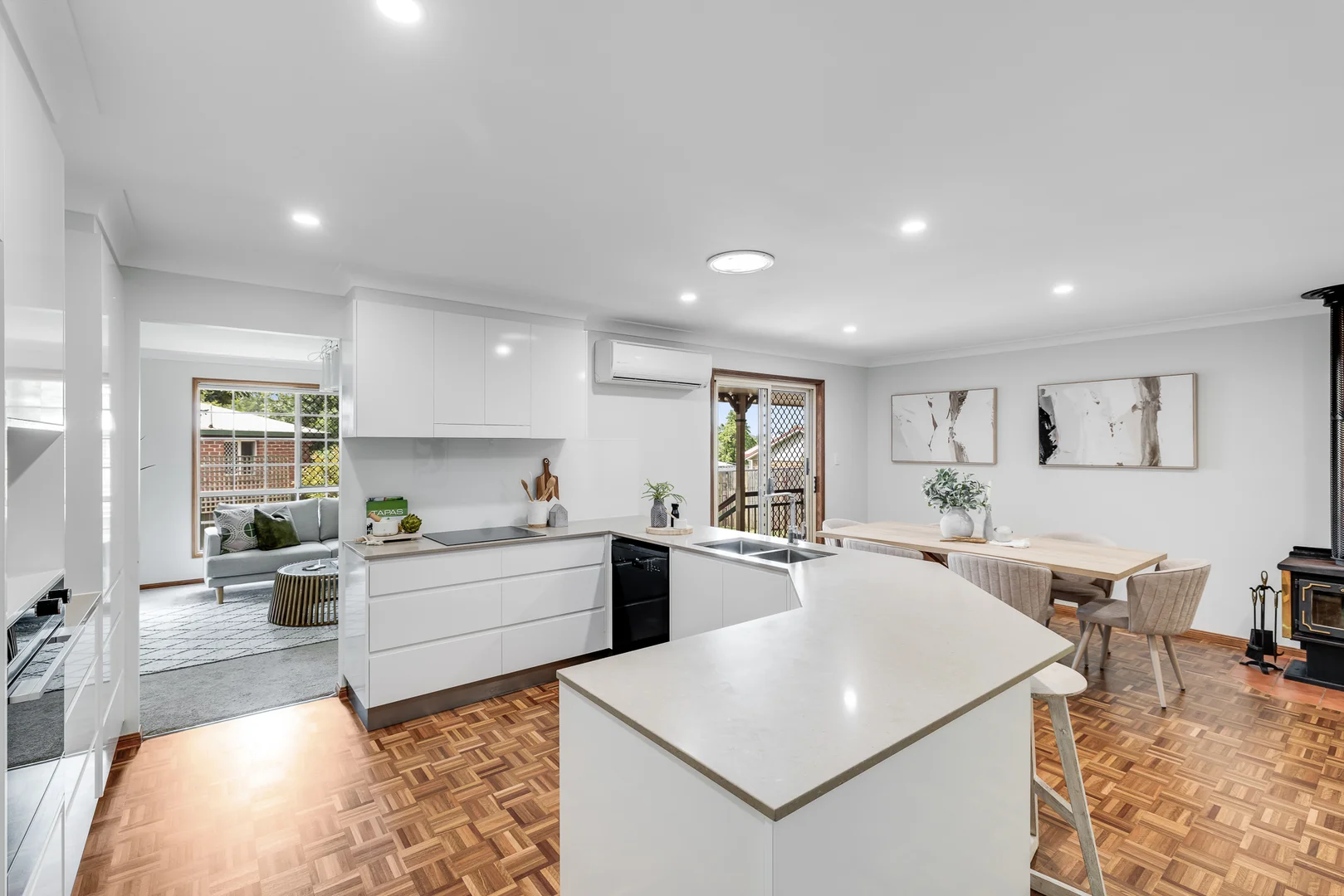 Additional image 8 of 1 Daisy Court, Middle Ridge QLD 4350