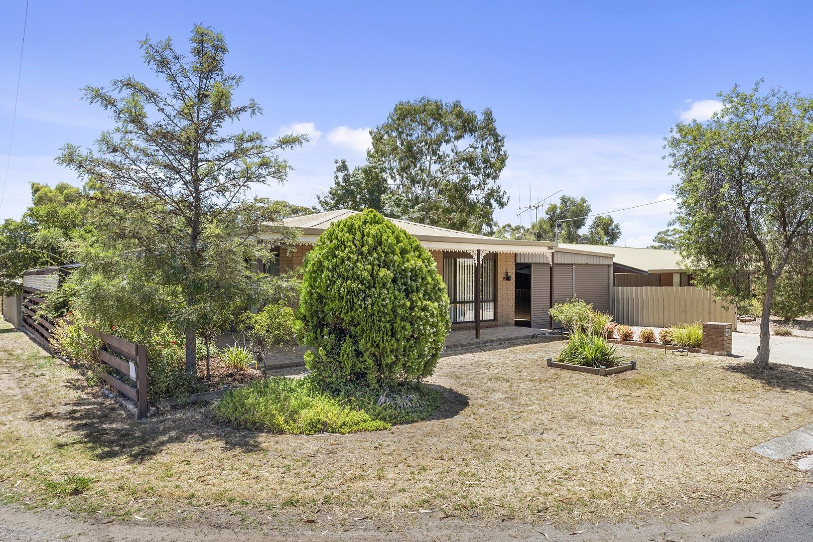 136 Lockwood Road, Kangaroo Flat VIC 3555, Image 0