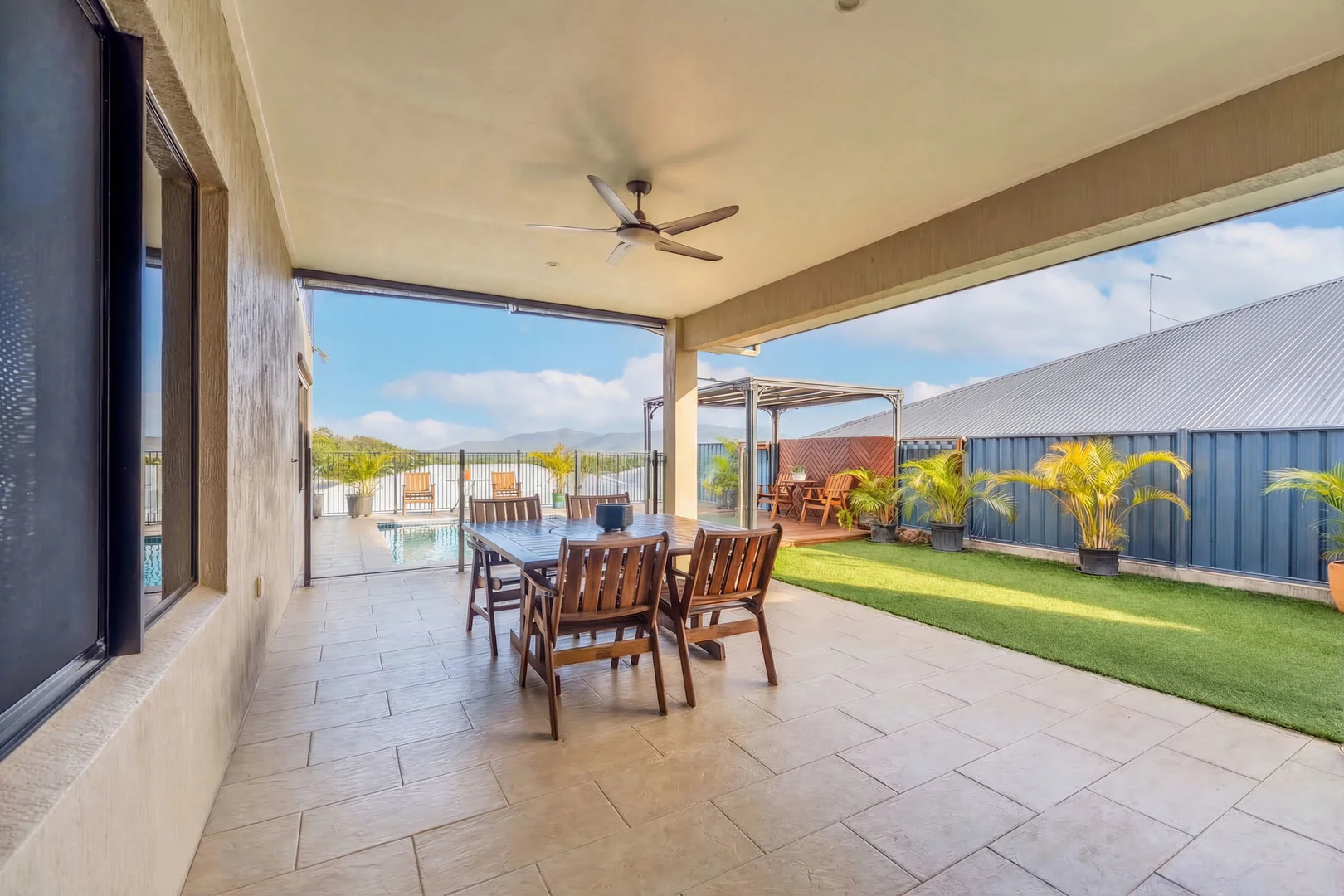 Additional image 9 of 126 McFarlane Drive, Kanimbla QLD 4870