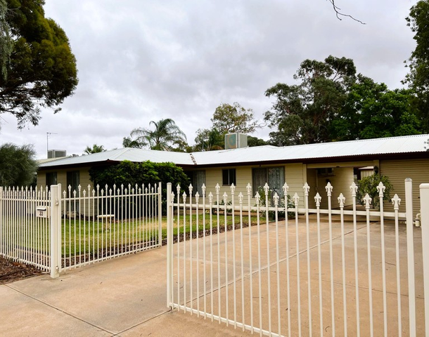 33 Gregory Street, Roxby Downs SA 5725