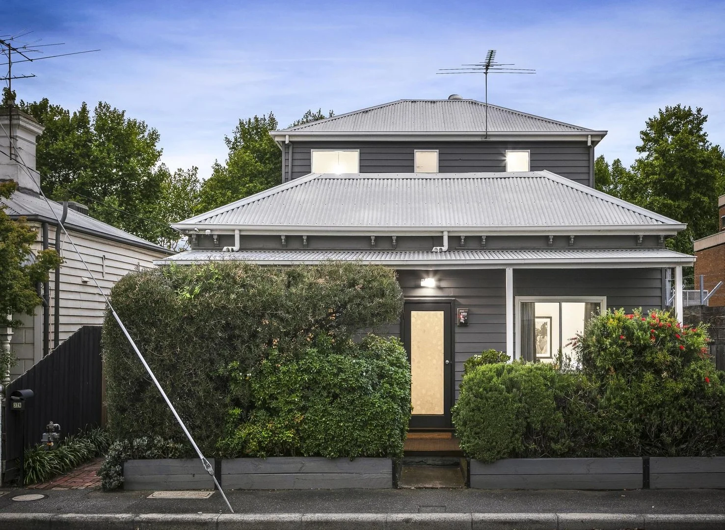 Primary image of 32 Barnett Street, Kensington VIC 3031