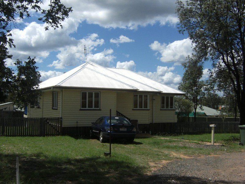 13 Boonenne Court, Nanango QLD 4615