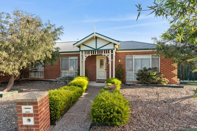 Picture of 16 Alcott Road, ST ALBANS PARK VIC 3219