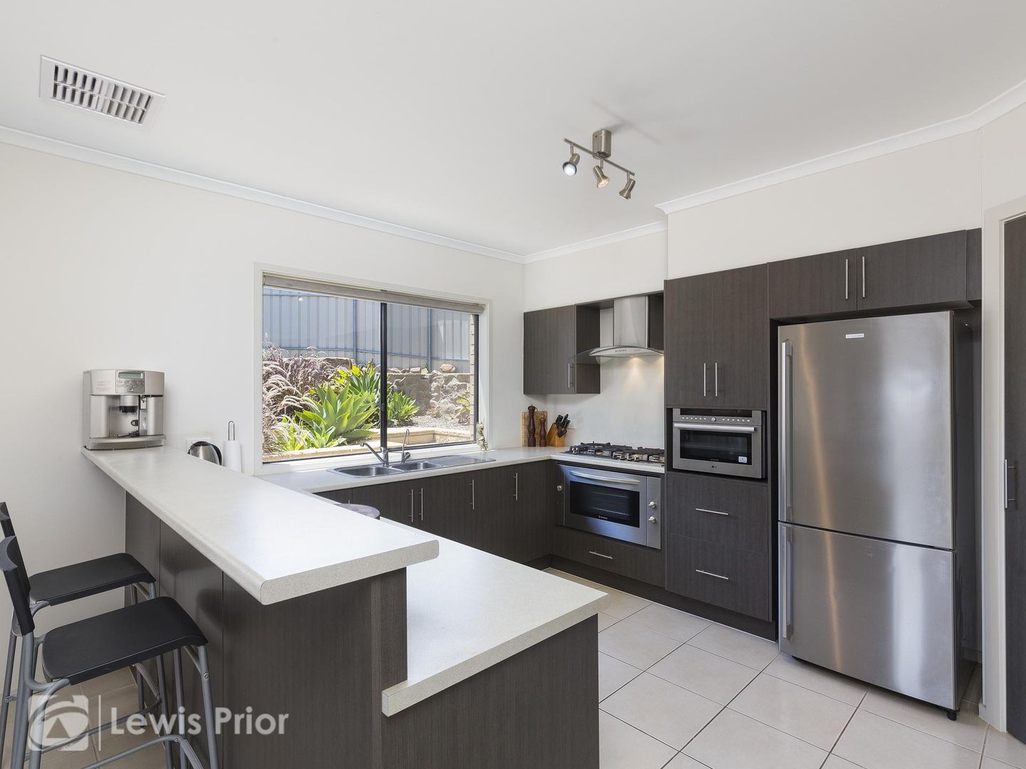 8 Ross Street, Seaview Downs SA 5049, Image 2