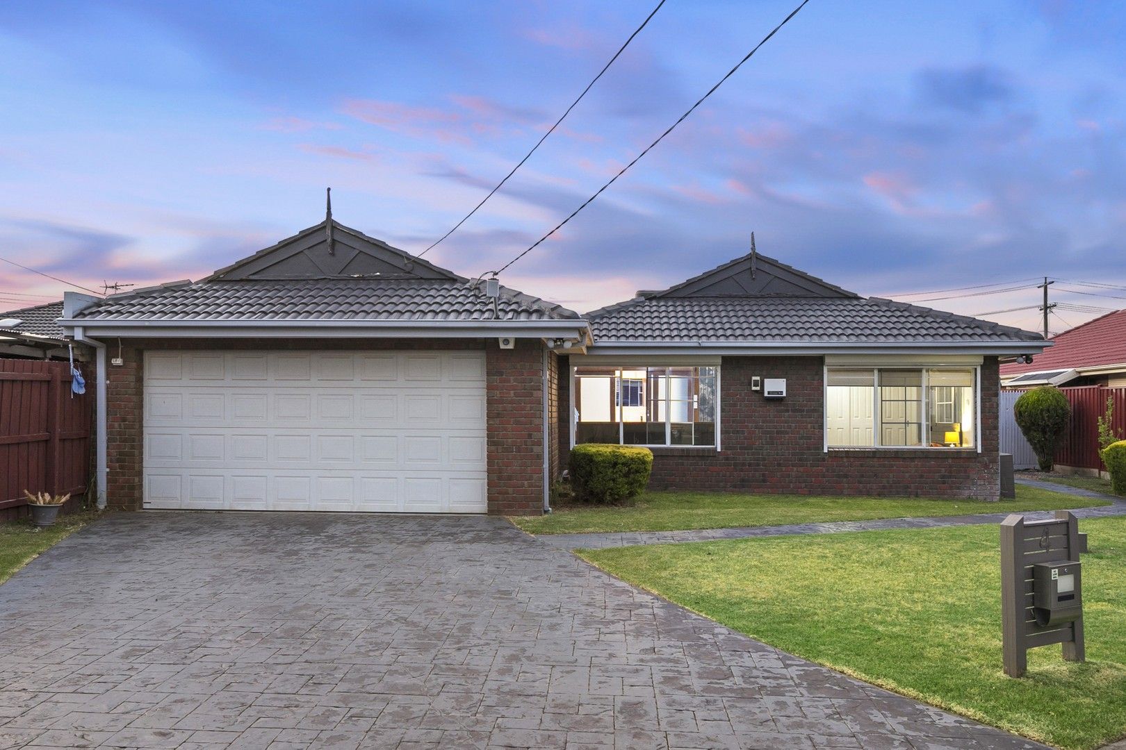 4 Rosscommon Place, Seabrook VIC 3028, Image 0